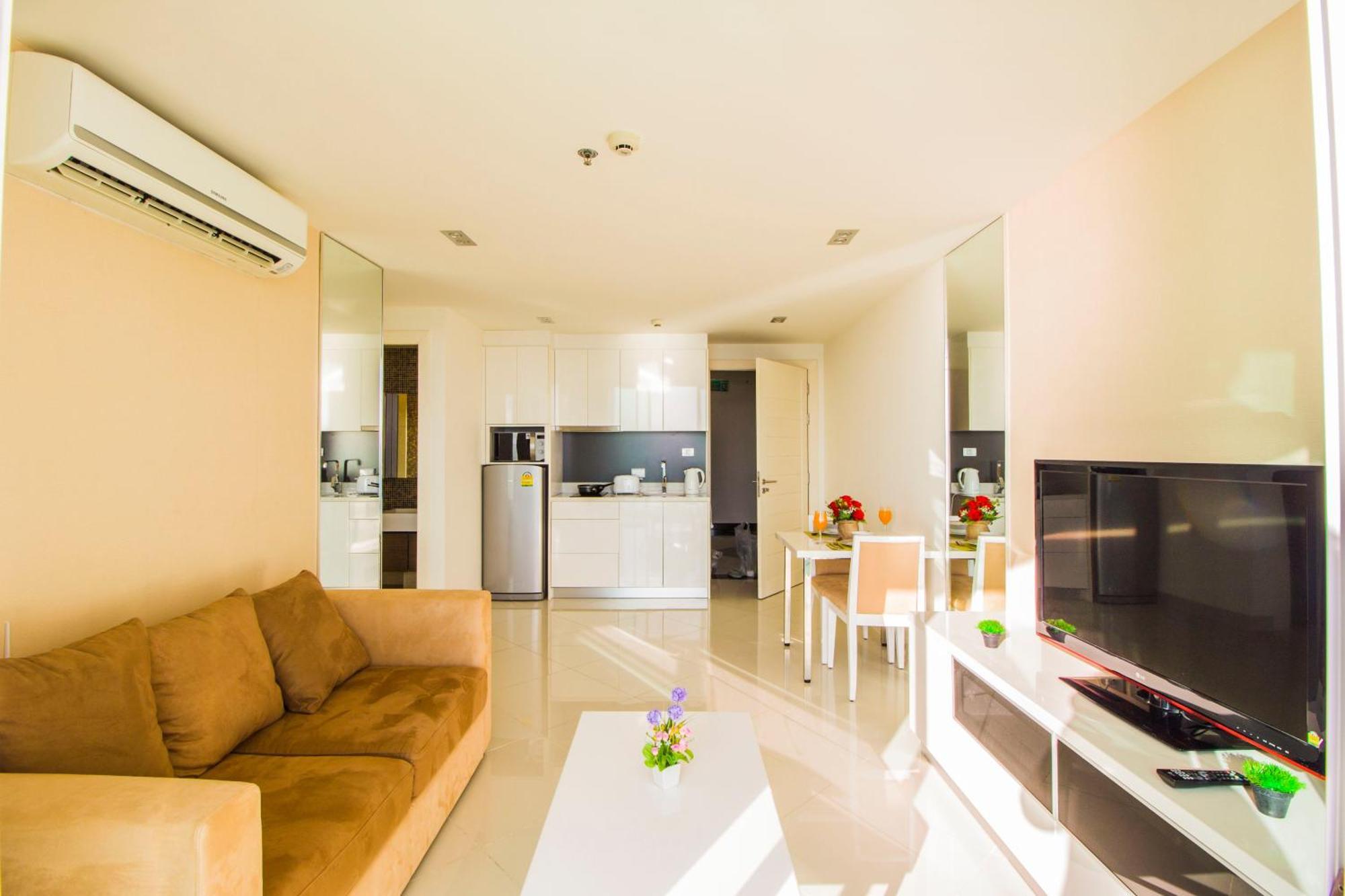 The View Cosy Beach By Pattaya Sunny Rentals Zewnętrze zdjęcie